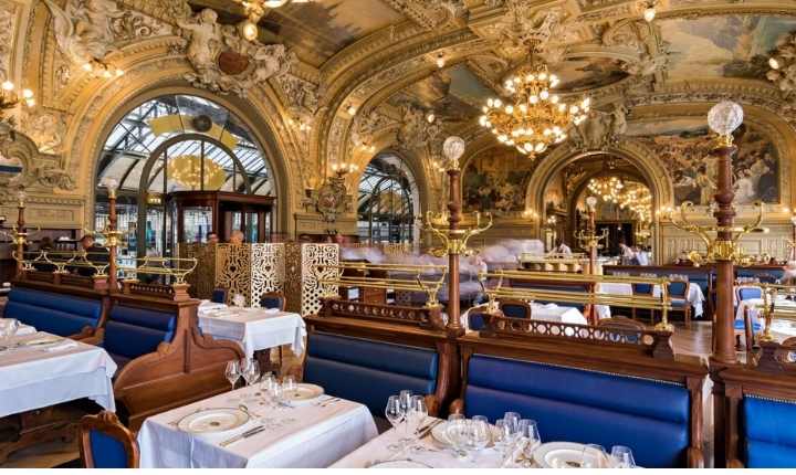 Le train bleu